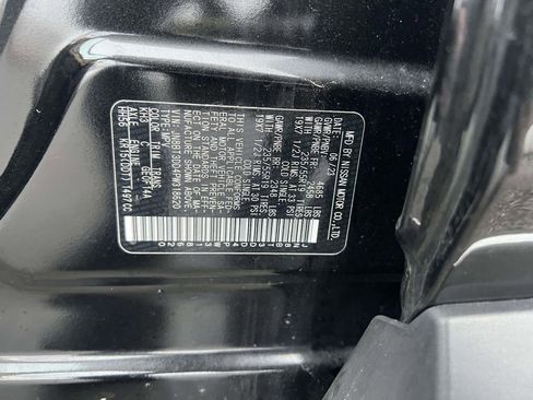 Used 2023 Nissan Rogue Platinum w/ Platinum Premium Package image 18