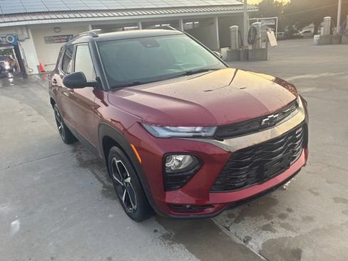 Used 2023 Chevrolet TrailBlazer RS w/ Sun and Liftgate Package AWD/4WD image 5