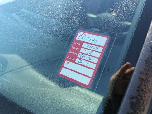 Certified 2024 Kia Sportage SX image 9