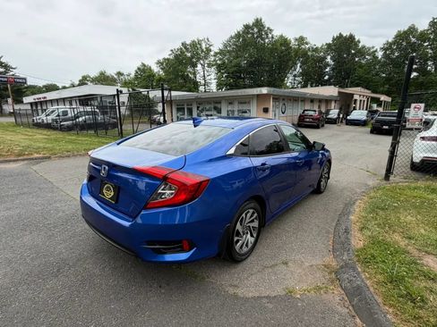 Used 2017 Honda Civic EX image 5