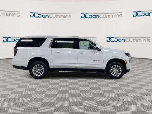 New 2026 Chevrolet Suburban LS AWD/4WD image 9