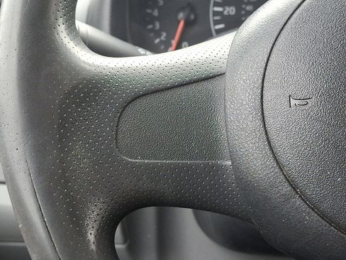 Used 2015 Nissan NV200 S image 20