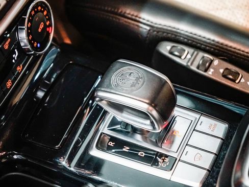 Used 2017 Mercedes-Benz G 63 AMG 4MATIC image 19