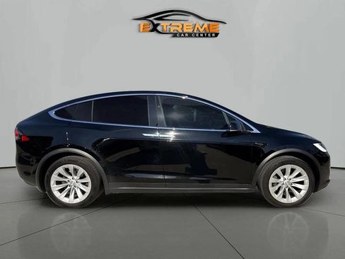 Used 2017 Tesla Model X 75D AWD/4WD image 8