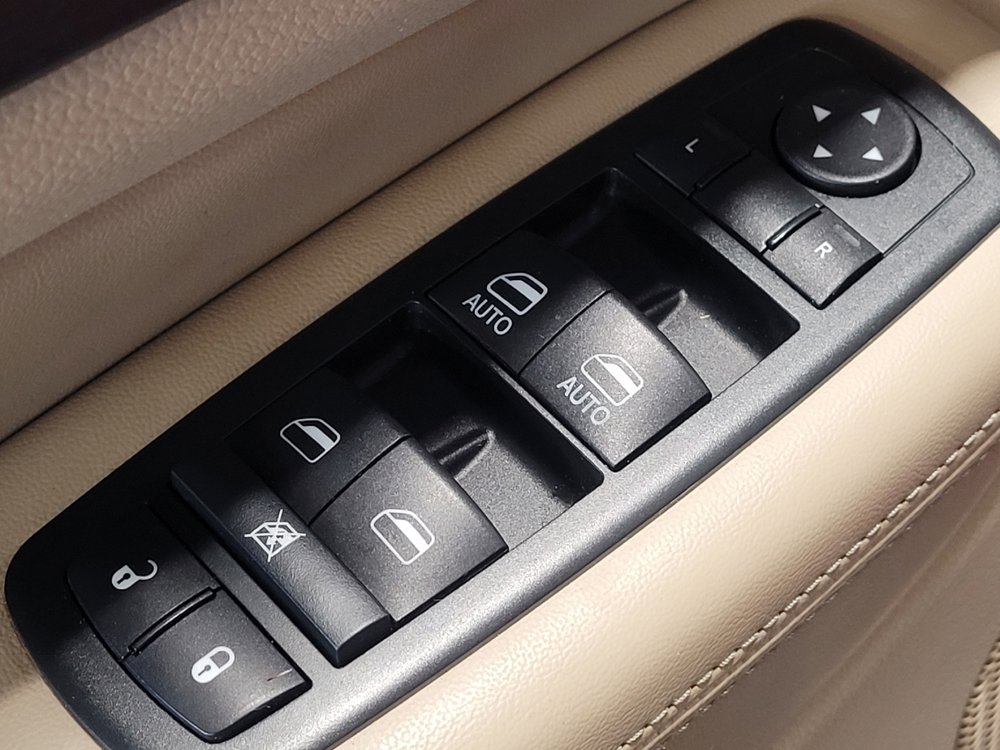 Used 2014 Jeep Grand Cherokee Laredo w/ Quick Order Package 23E RWD image 27