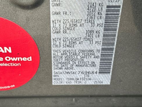 Used 2019 Nissan Rogue SV image 28