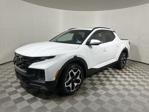 Used 2024 Hyundai Santa Cruz Limited AWD/4WD image 3