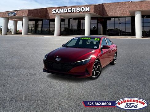 Used 2023 Hyundai Elantra SEL w/ Convenience Package image 7
