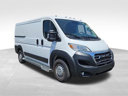 Used 2025 RAM ProMaster 2500 w/ U-Haul Equipment Group FWD image 1