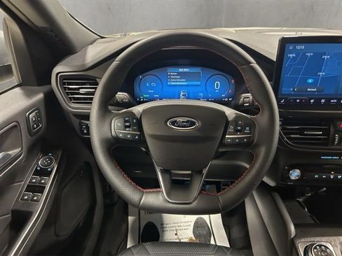 Used 2024 Ford Escape ST-Line Elite w/ Premium Technology Package image 15