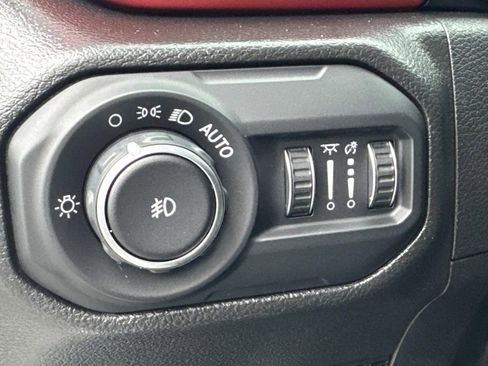 Used 2022 Jeep Wrangler Unlimited Rubicon image 20