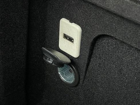 Used 2014 GMC Yukon Denali image 20