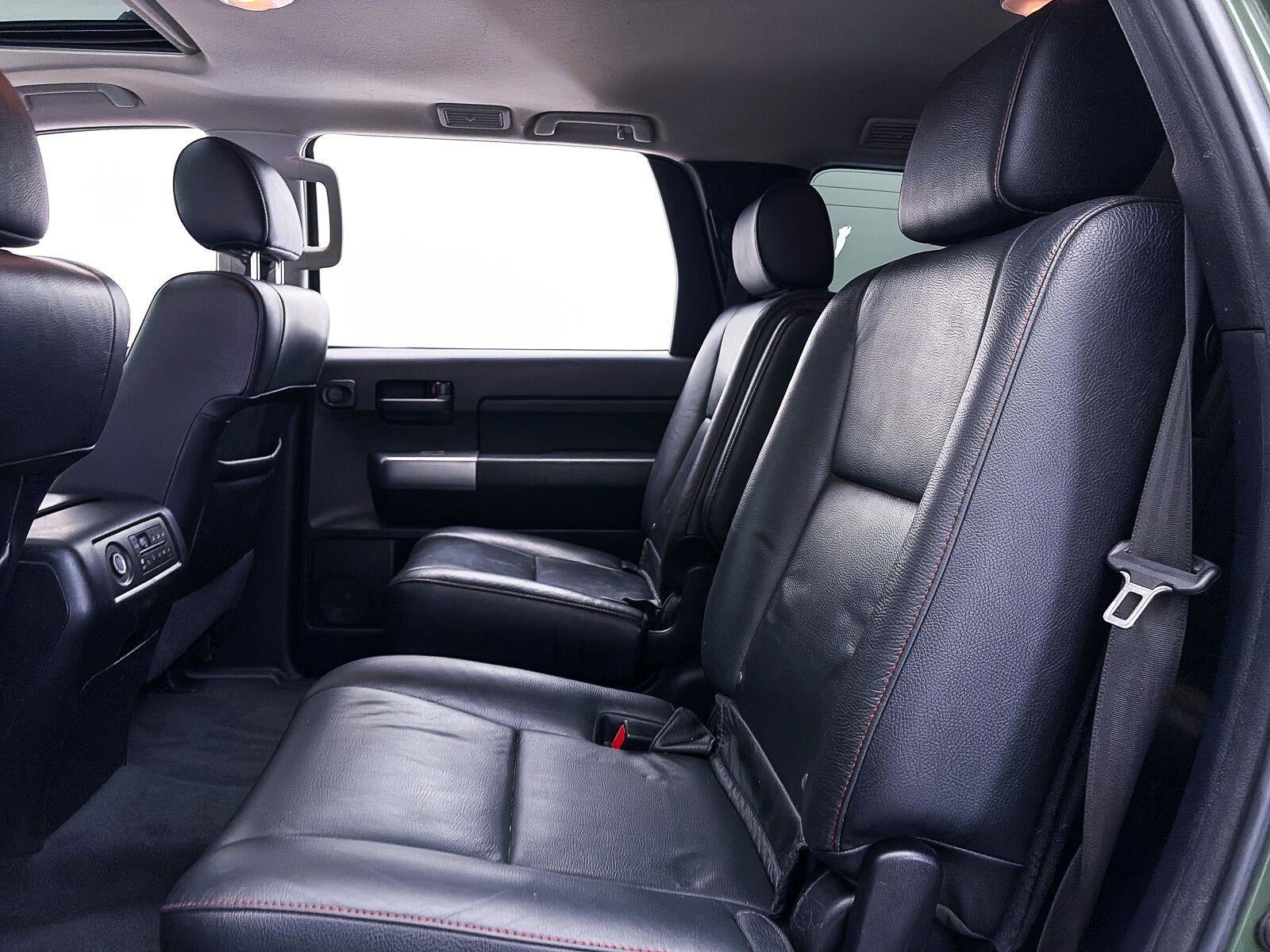 Used 2020 Toyota Sequoia TRD Pro w/ Carpet Mat Package (TMS) AWD/4WD image 36