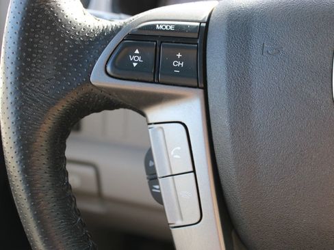Used 2015 Honda Pilot Touring image 30