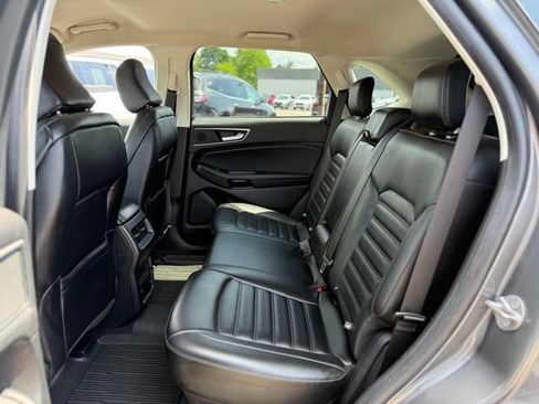 Used 2024 Ford Edge SEL w/ Convenience Package AWD/4WD image 11