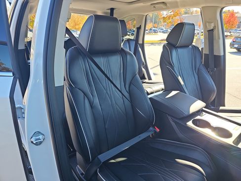 New 2026 Acura MDX SH-AWD w/ Advance Package image 10