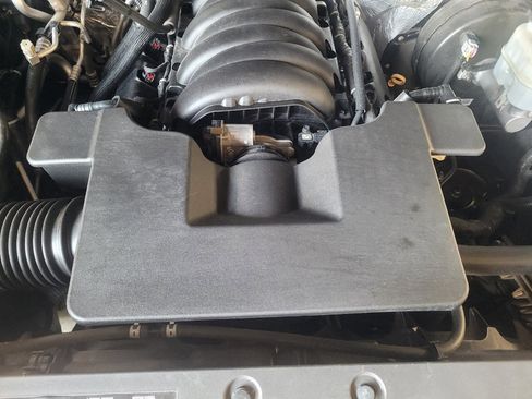 Used 2018 Chevrolet Tahoe LS RWD image 30