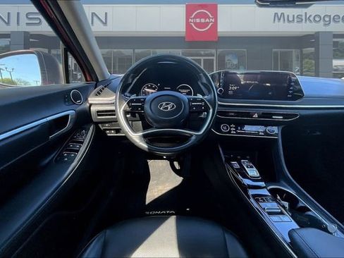 Used 2021 Hyundai Sonata Limited w/ Cargo Package FWD image 8