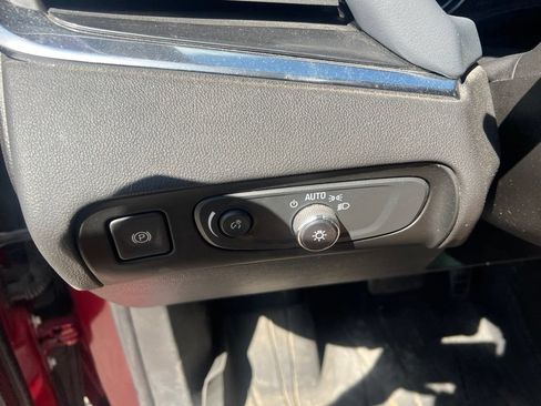 Used 2021 Buick Enclave Premium w/ Surround and Sites Package AWD/4WD image 8