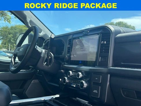 New 2025 Ford F350 Lariat w/ Lariat Ultimate Package AWD/4WD image 32