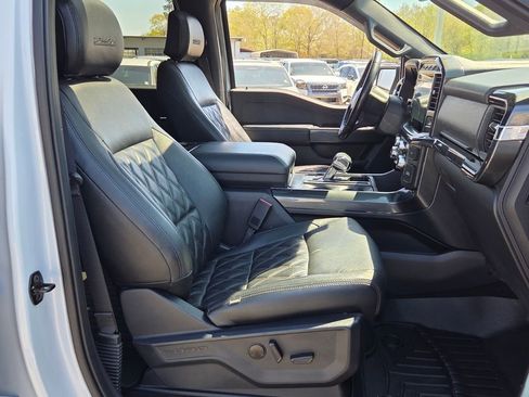 Used 2022 Ford F150 XLT w/ Equipment Group 302A High image 13