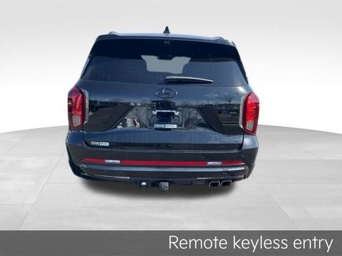 Used 2024 Hyundai Palisade Calligraphy image 6