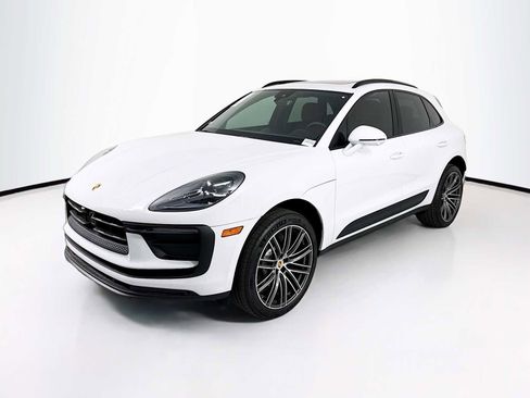 New 2026 Porsche Macan AWD/4WD image 1