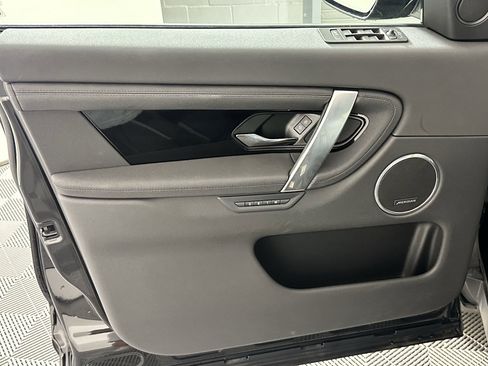 Certified 2025 Land Rover Discovery Sport S image 18