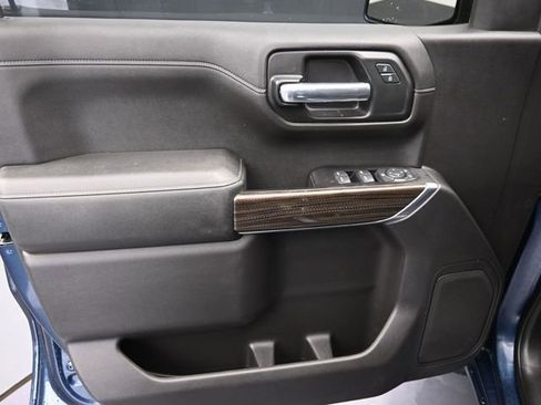 Used 2019 Chevrolet Silverado 1500 LT w/ Texas Edition image 27