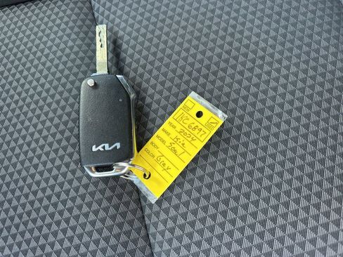 Used 2024 Kia Soul LX w/ Option Group 015 image 29