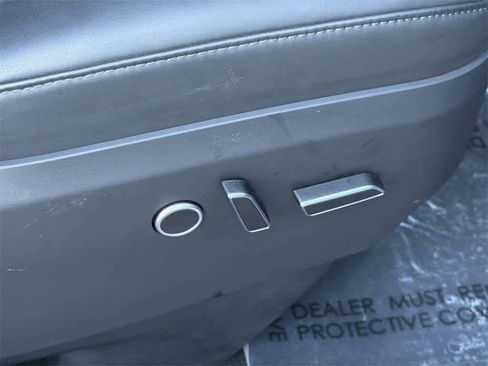 Used 2022 Tesla Model X Plaid image 43