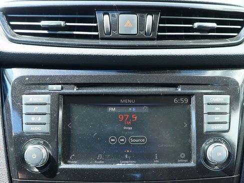 Used 2021 Nissan Rogue Sport S FWD image 46