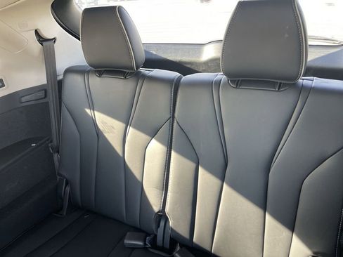 Used 2022 Acura MDX SH-AWD w/ Advance Package image 39