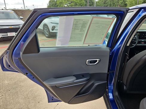 Used 2025 Kia K4 FWD image 26