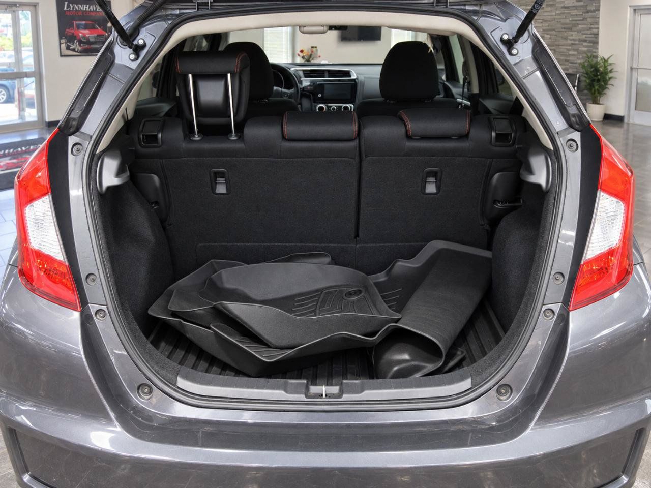 Used 2018 Honda Fit Sport image 15