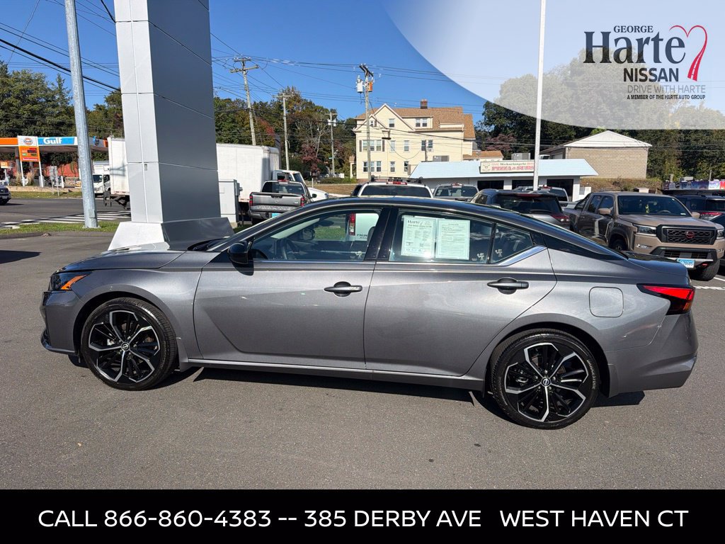 Certified 2025 Nissan Altima 2.5 SR AWD/4WD image 8