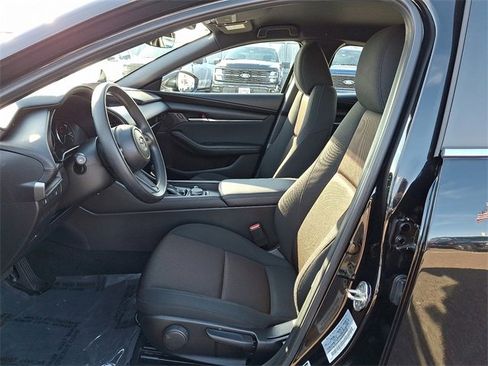 Used 2022 MAZDA MAZDA3 s image 13