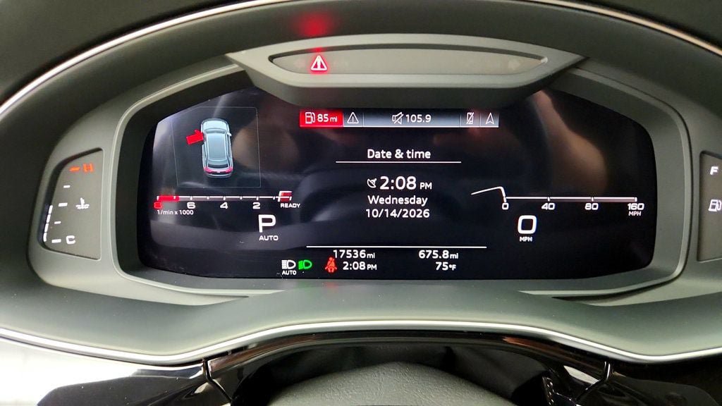 Used 2023 Audi SQ8 Prestige AWD/4WD image 15