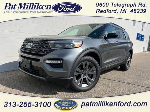 Certified 2023 Ford Explorer XLT w/ Equipment Group 202A AWD/4WD image 1