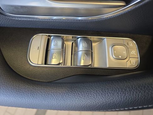 Certified 2026 Mercedes-Benz GLE 350 4MATIC image 31