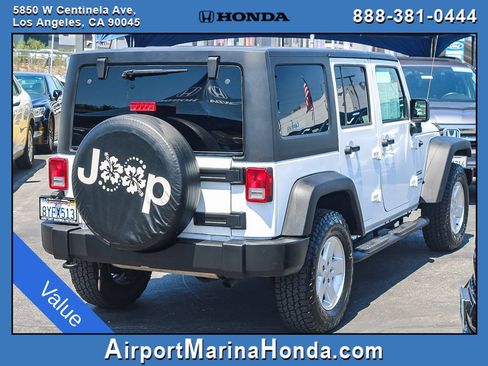 Used 2018 Jeep Wrangler Unlimited Sport S AWD/4WD image 8