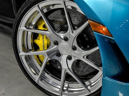 Used 2020 McLaren 720S Spider RWD image 3