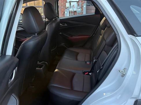 Used 2018 MAZDA CX-3 Touring w/ Preferred Equipment Package image 21