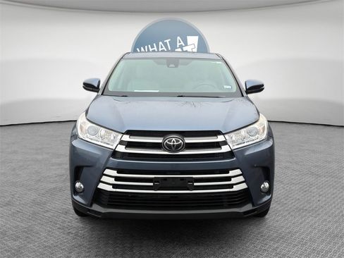 Used 2019 Toyota Highlander Plus image 9