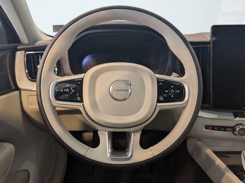 New 2026 Volvo XC60 B5 Ultra w/ Protection Package Premier AWD/4WD image 15