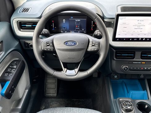 New 2025 Ford Maverick XLT w/ XLT Luxury Package image 13