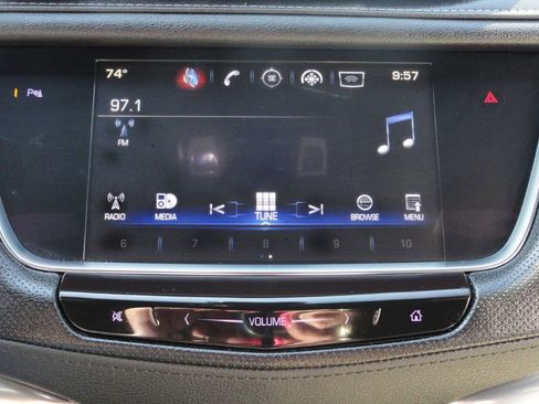 Used 2019 Cadillac XT5 Luxury FWD image 19
