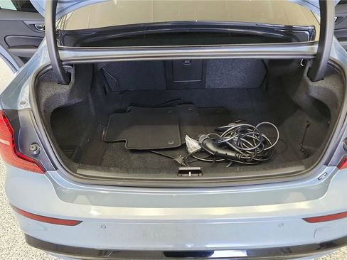 Used 2023 Volvo S60 T8 Plus image 19