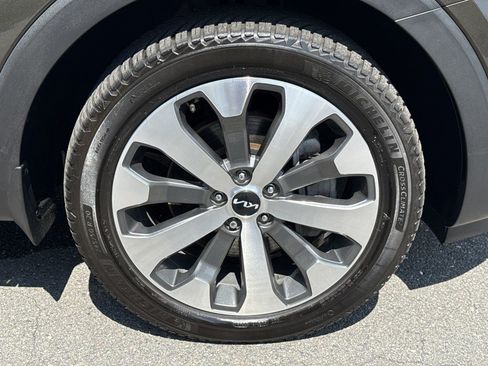 Used 2022 Kia Telluride SX AWD/4WD image 9
