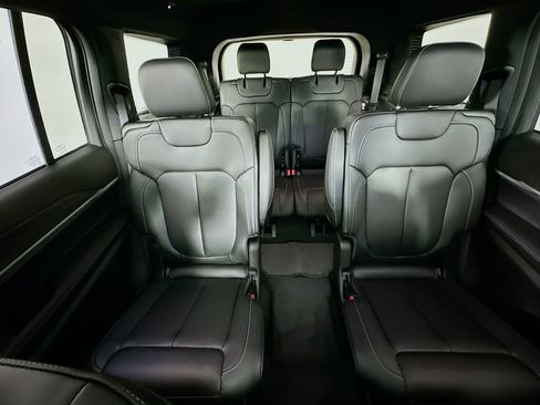 New 2026 Jeep Grand Cherokee L Limited RWD image 10